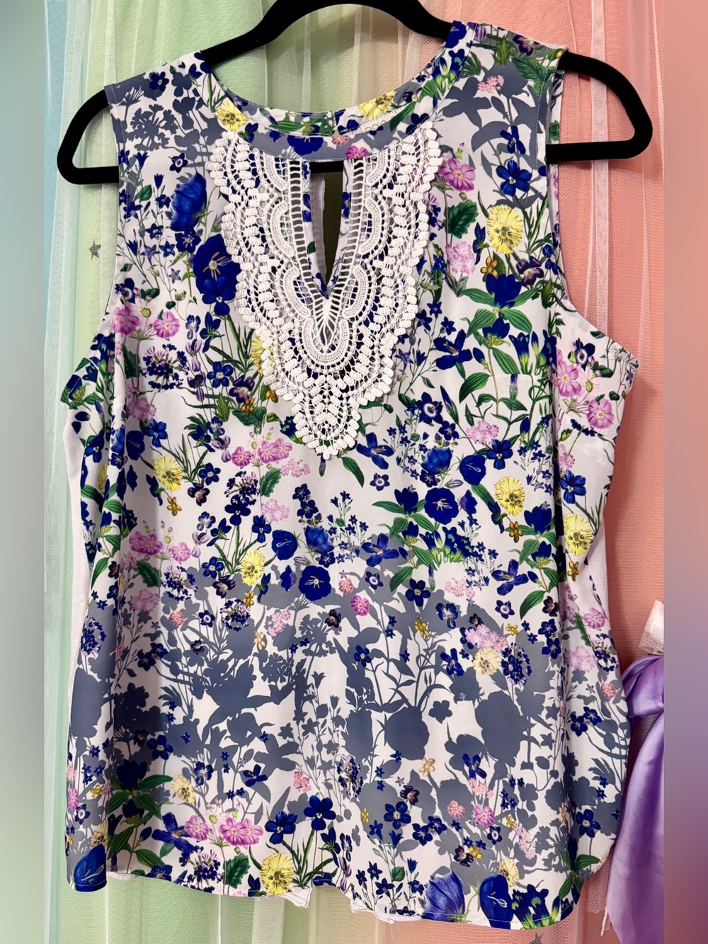 Crochet-Trim Floral Sleeveless Camisole - White with Blue & Pink Floral boho
